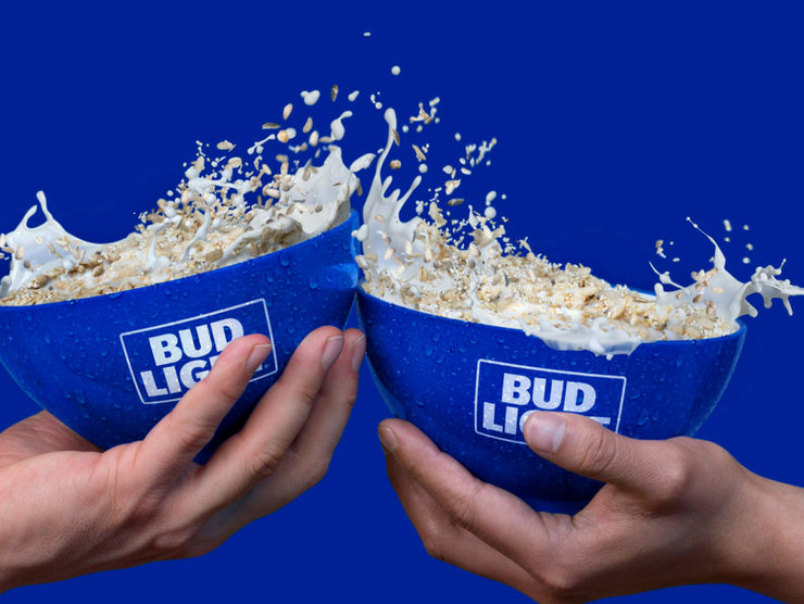 Los partidos son muy temprano como para tomar por eso la compañía Bud Light inventó algo nuevo: un cereal con sabor a cerveza.